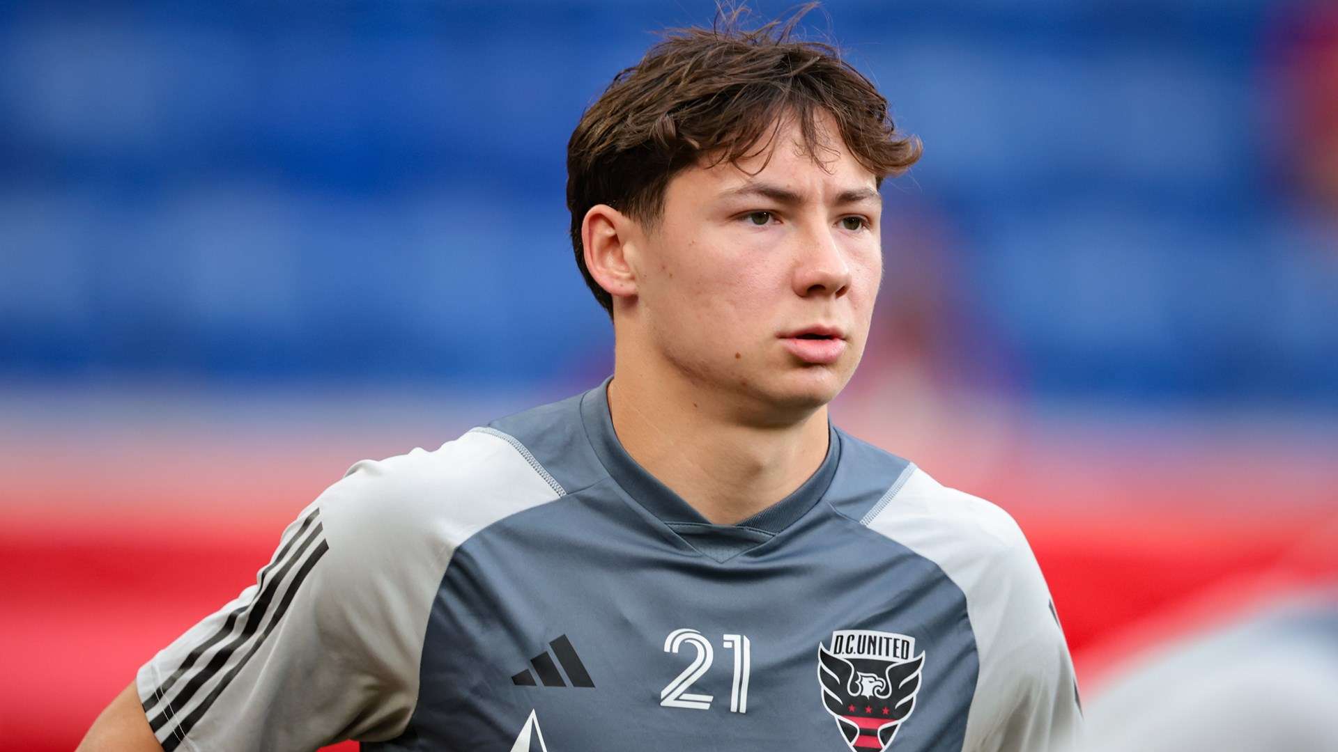 拉开进攻空 拉开进攻空